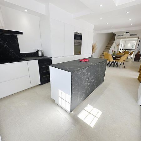 3 Bedrooms Villa Near Cannes - Pool & Jacuzzi - Sea View Mandelieu La Napoule Luaran gambar