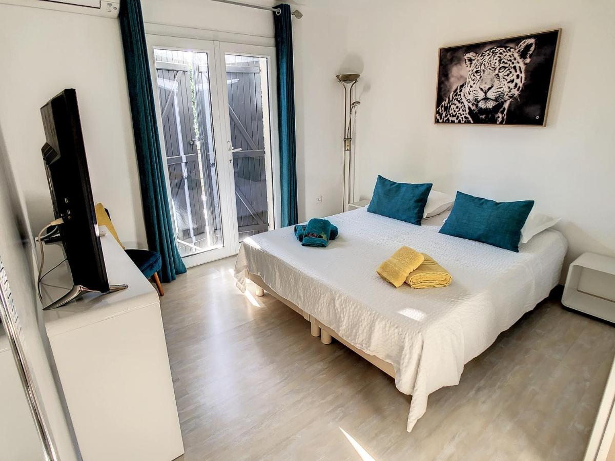 3 Bedrooms Villa Near Cannes - Pool & Jacuzzi - Sea View Mandelieu La Napoule Luaran gambar