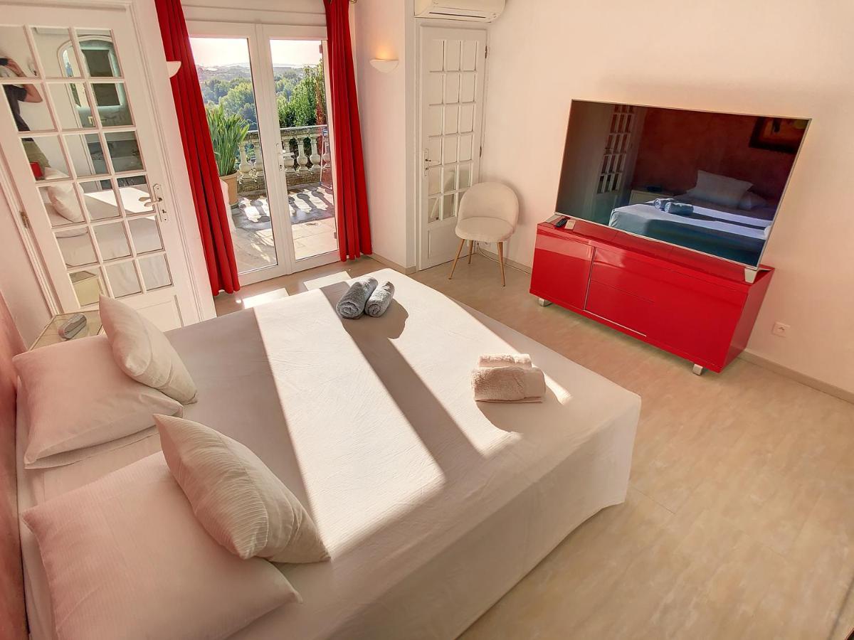 3 Bedrooms Villa Near Cannes - Pool & Jacuzzi - Sea View Mandelieu La Napoule Luaran gambar