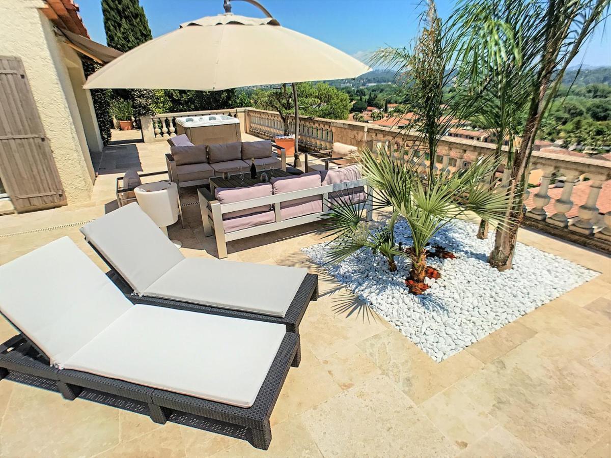 3 Bedrooms Villa Near Cannes - Pool & Jacuzzi - Sea View Mandelieu La Napoule Luaran gambar