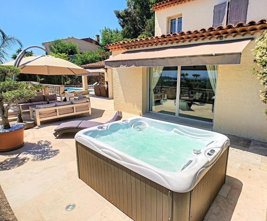 3 Bedrooms Villa Near Cannes - Pool & Jacuzzi - Sea View Mandelieu La Napoule Luaran gambar