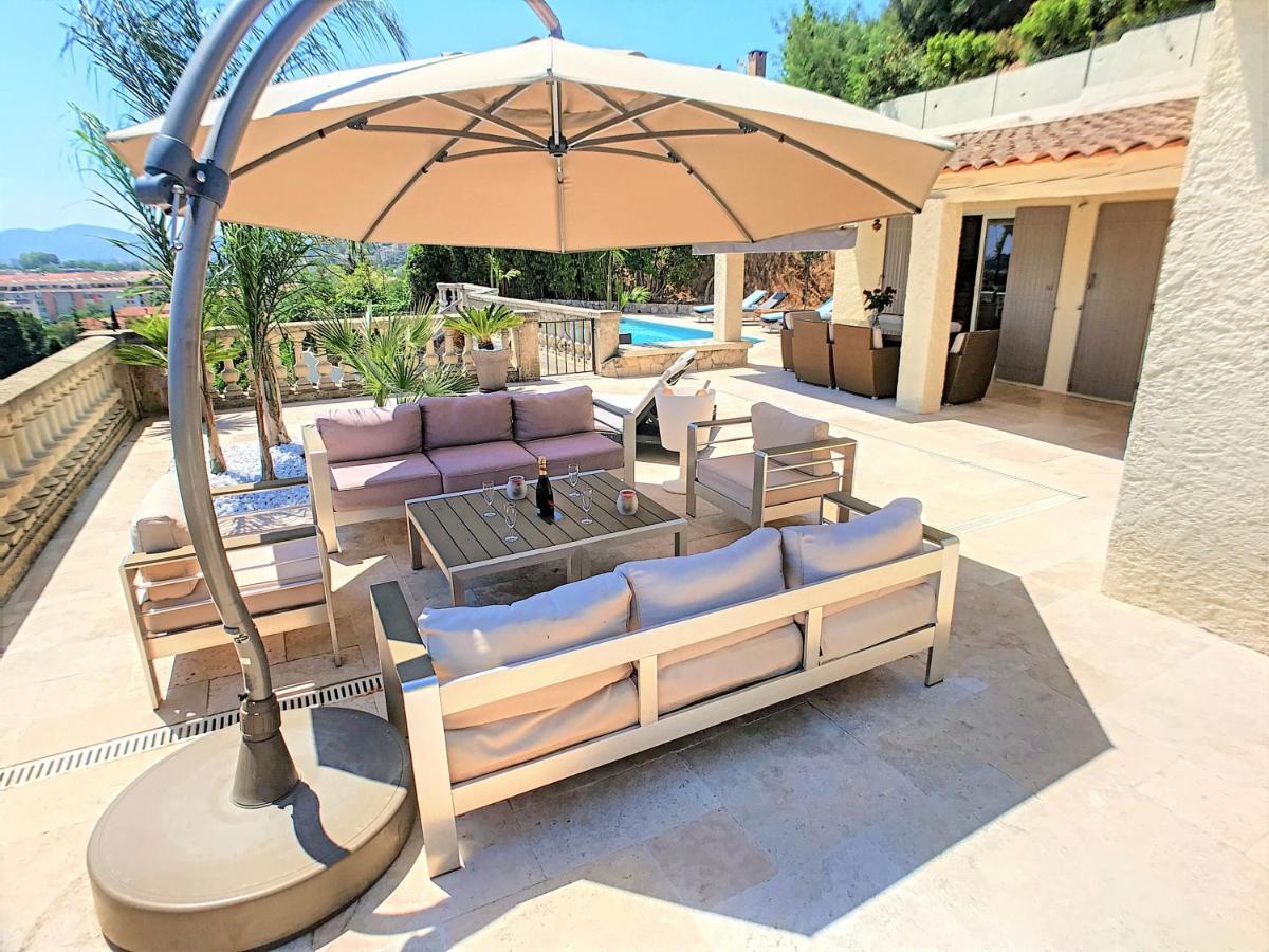 3 Bedrooms Villa Near Cannes - Pool & Jacuzzi - Sea View Mandelieu La Napoule Luaran gambar